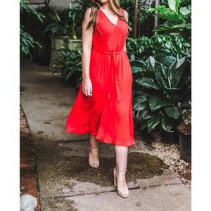 NEW B COLLECTION BY BOBEAU riley v-neck pleated maxi dress in red
